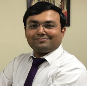 Тушит Мевада  
 Индия